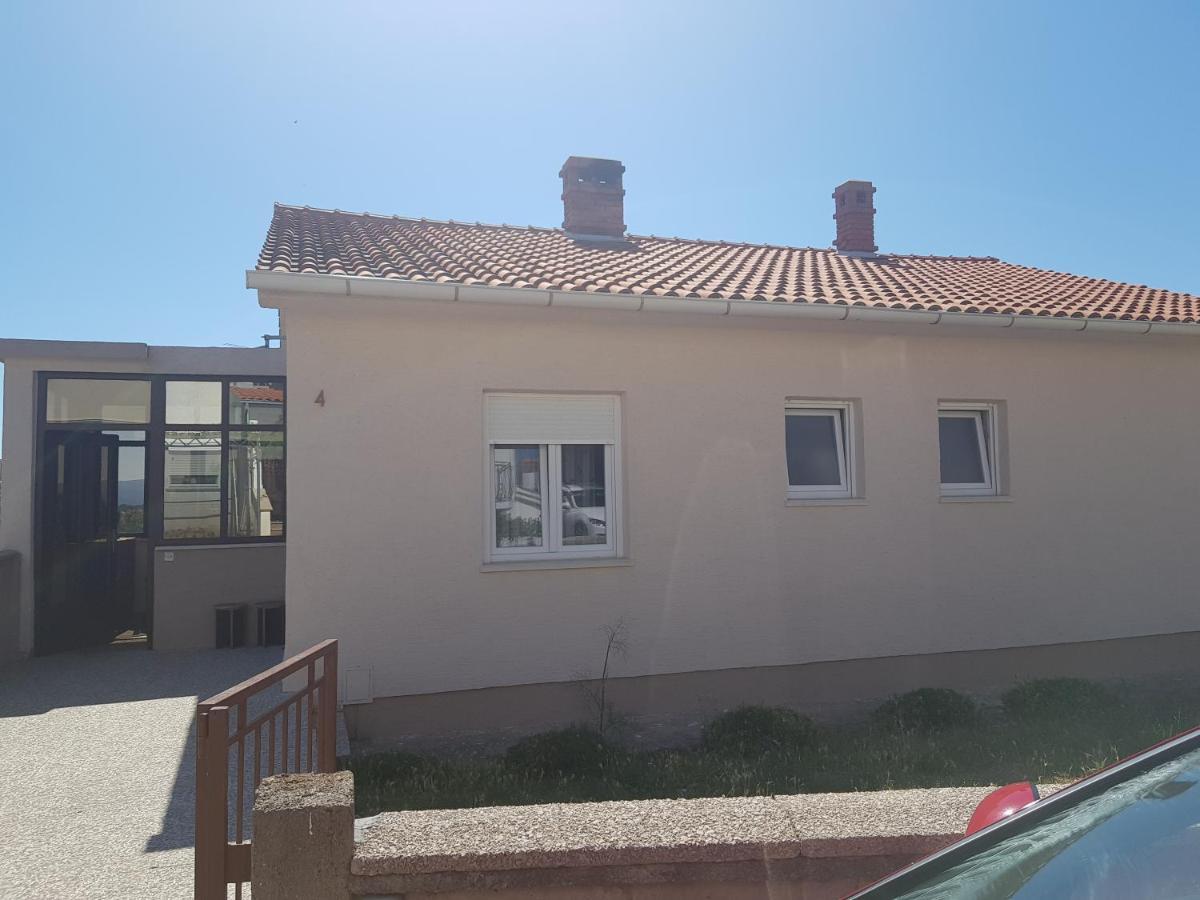 Marton Apartamento Krk Exterior foto